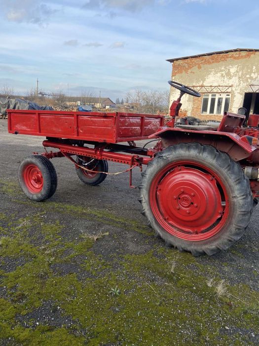 Продам трактор т16 шасік, бульдик , самозвал,припец,кузов тракторець