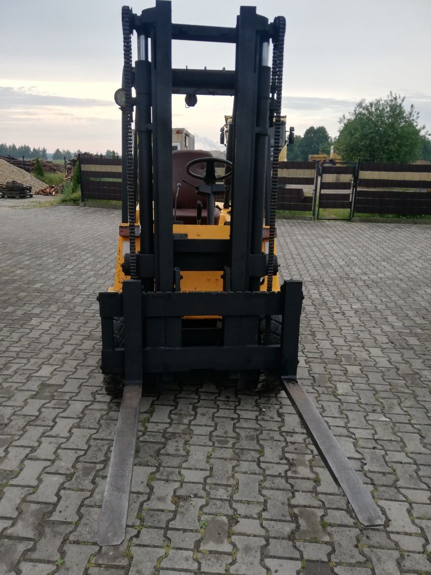 Wózek widłowy Bułgar 3.5t. Balkancar