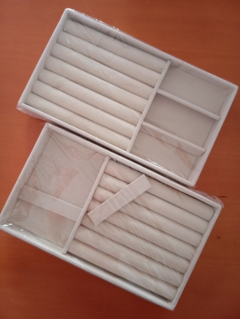 Bandeja organizadora de joias