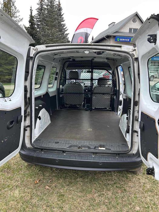 Wypożyczalnia Renault Kangoo Maxi