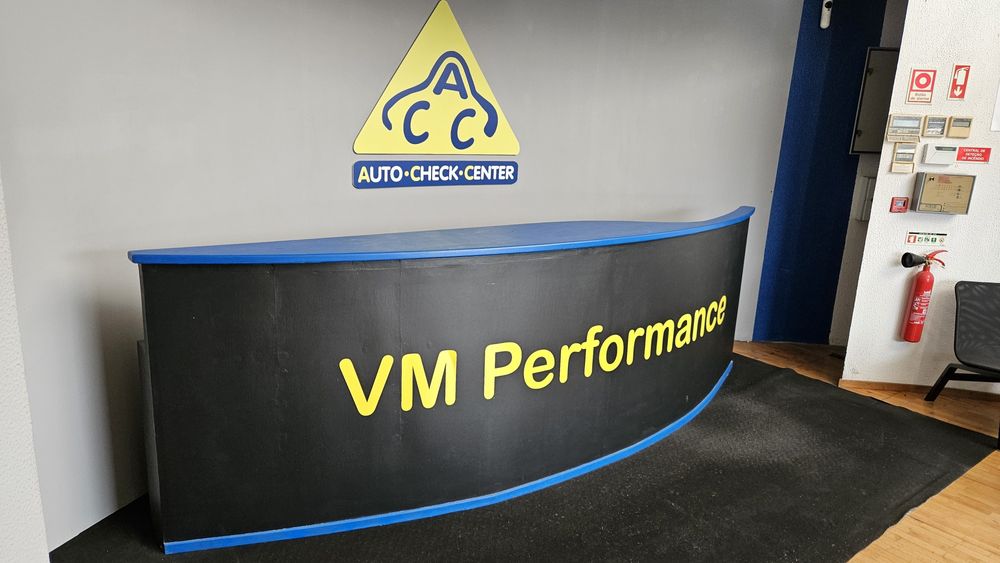 Movel Grande ( Secretária)