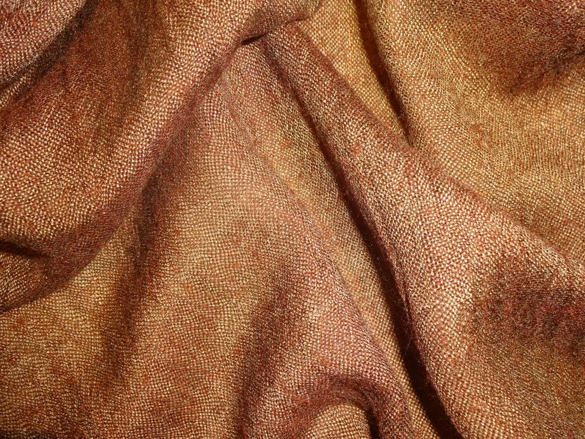 Dzianinowy jedwab brązowy szal szalik apaszka z frędzlami OKAZJA