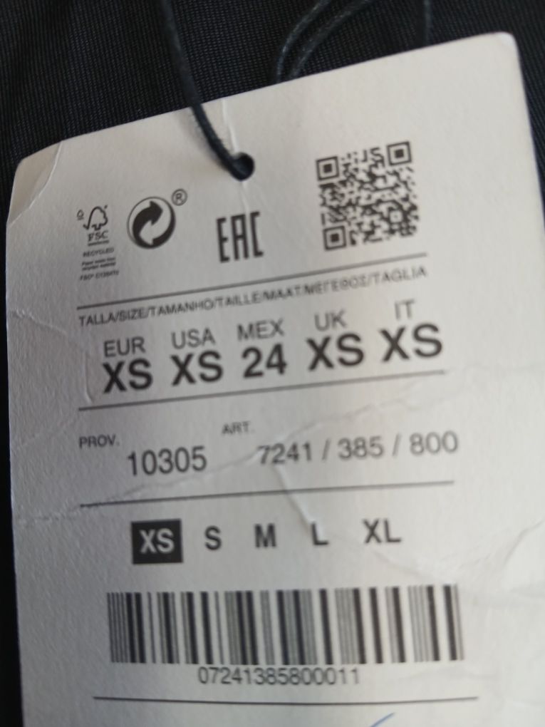 Czarny top z Pull&Bear