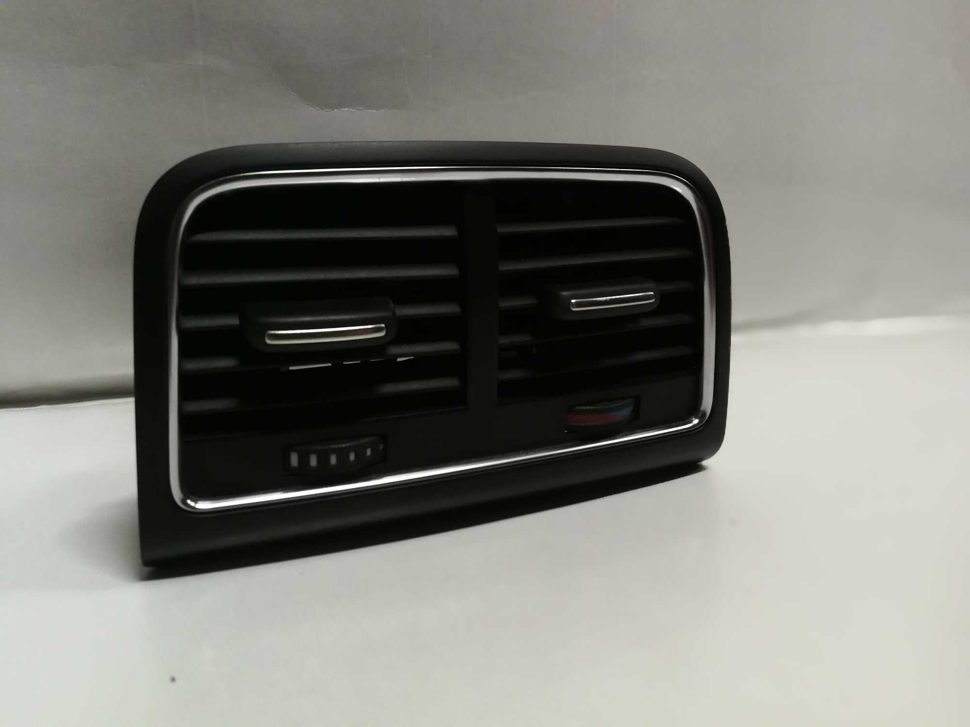SQ030 Audi Q5 I 8R A4 B8 A5 Kratka Nawiewu Tunelu tył