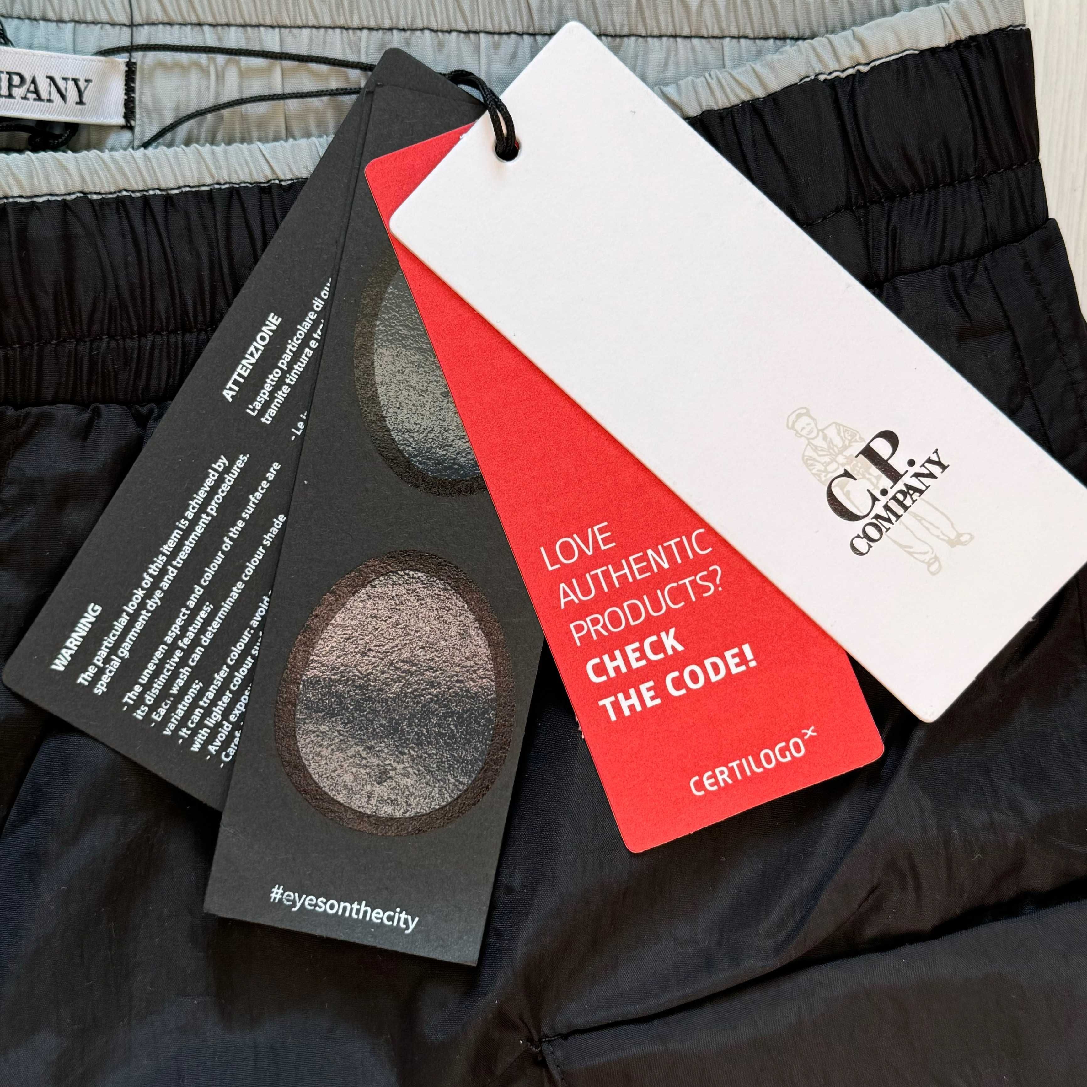Шорти C.P. Company Nylon Cargo(M, L, XL)у чорному кольорі, унісекс.