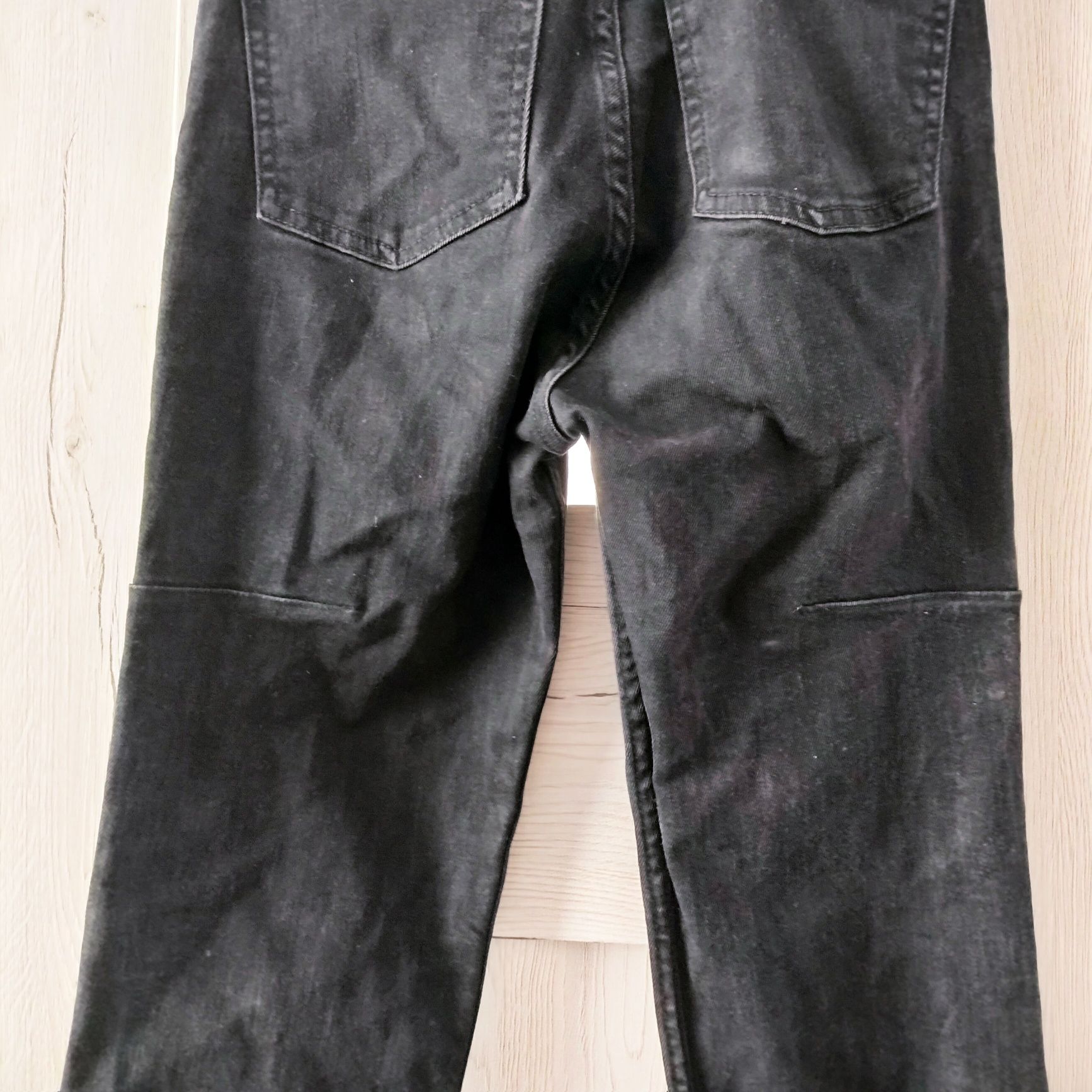 Jeansy czarne szare Bershka 34 xs flary dzwony