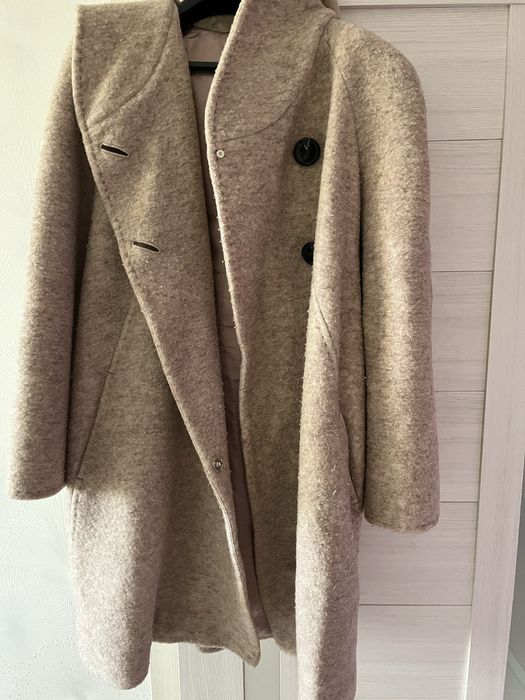 Пальто ( шерсть, тепле)