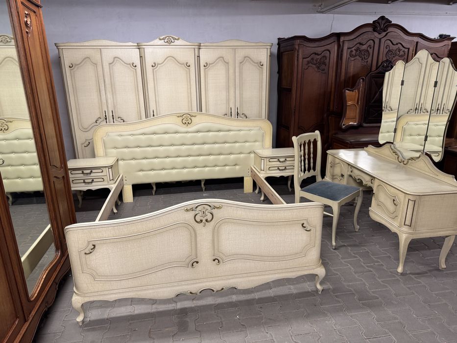 Sypialnia ludwikowska szafa łóżko toaletka meble do sypialni ecru