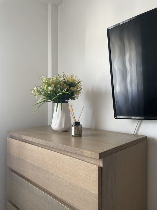 Comoda IKEA com 4 gavetas