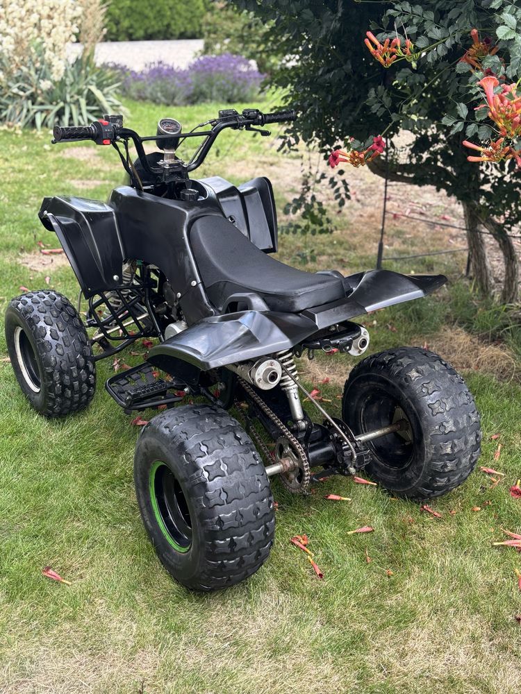 Quad bombardier 125 3+1