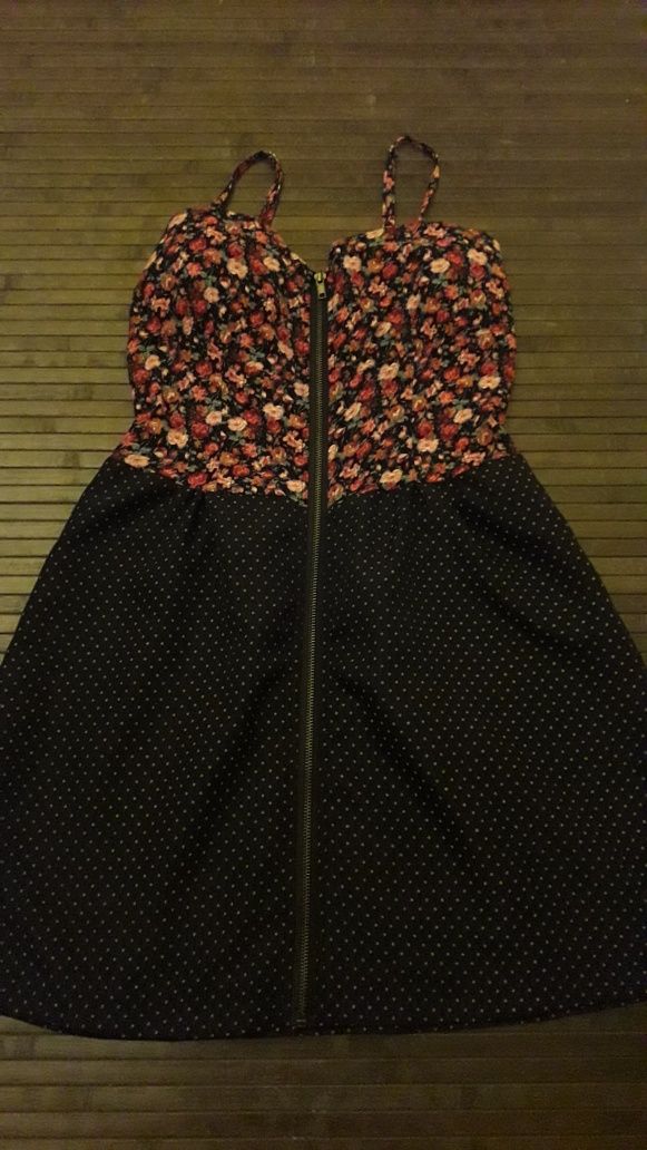 Vestido S Preto e floral