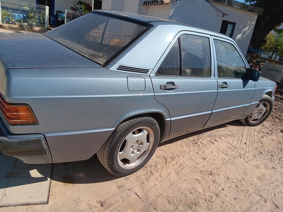 Mercedes 190 2.5