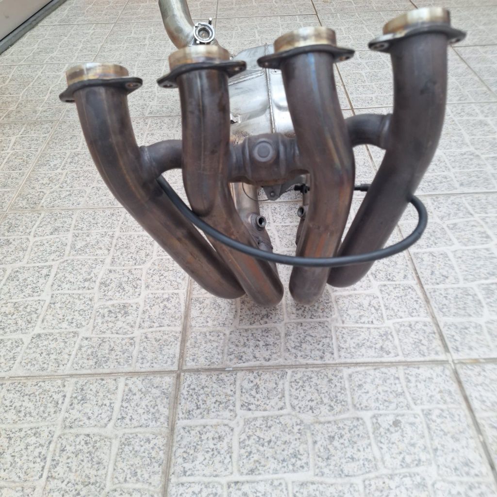 Linha de escape original s1000rr
