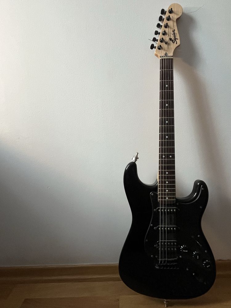 Gitara elektryczna Fender Squier Stratocaster HSS