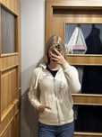 Kremowa bluza z kapturem - cropp