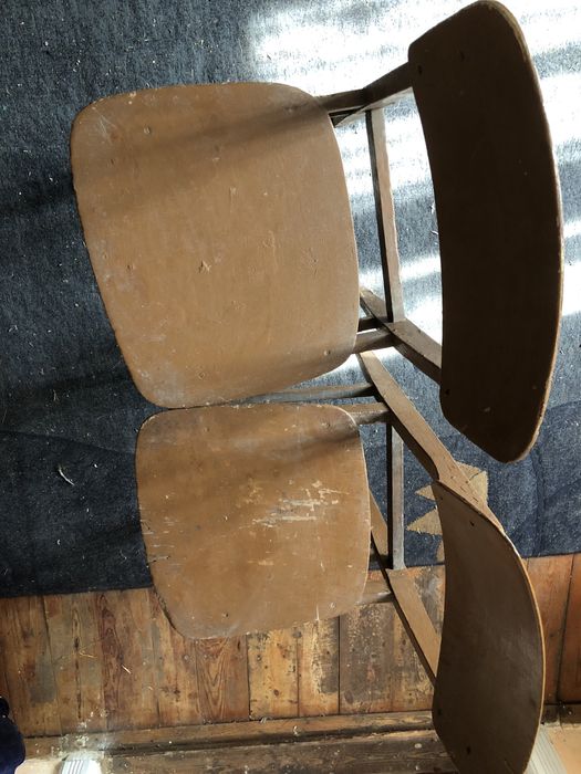 Крісла деревяні зі спинками 3 шт