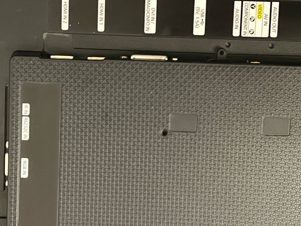 Monitor-TV  Samsung dc40e 40cali