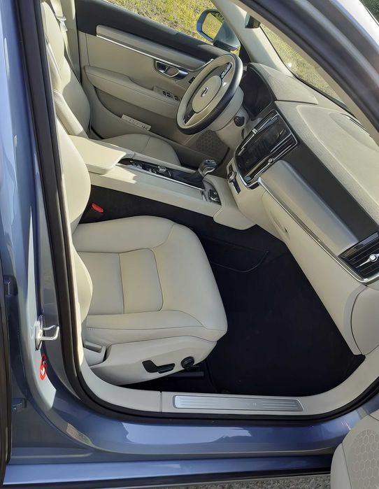 Volvo V90      2017