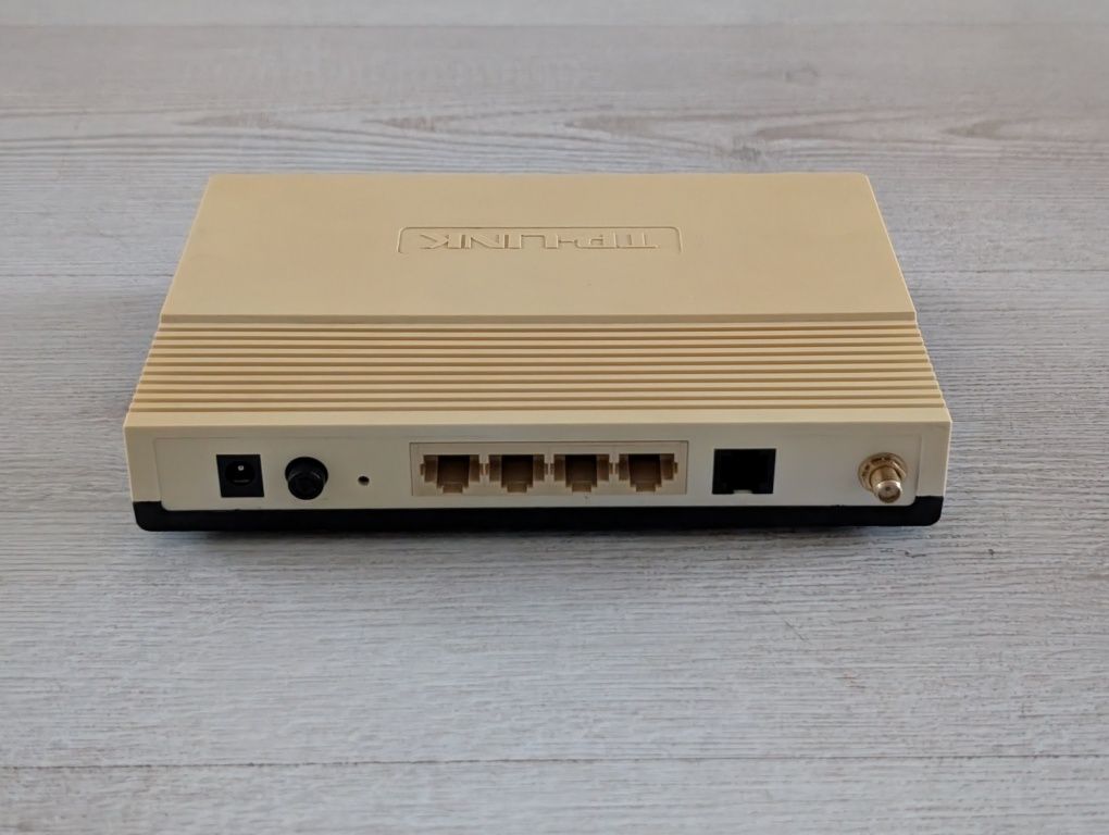 Router TP-LINK TD-W8901G adsl 2+
