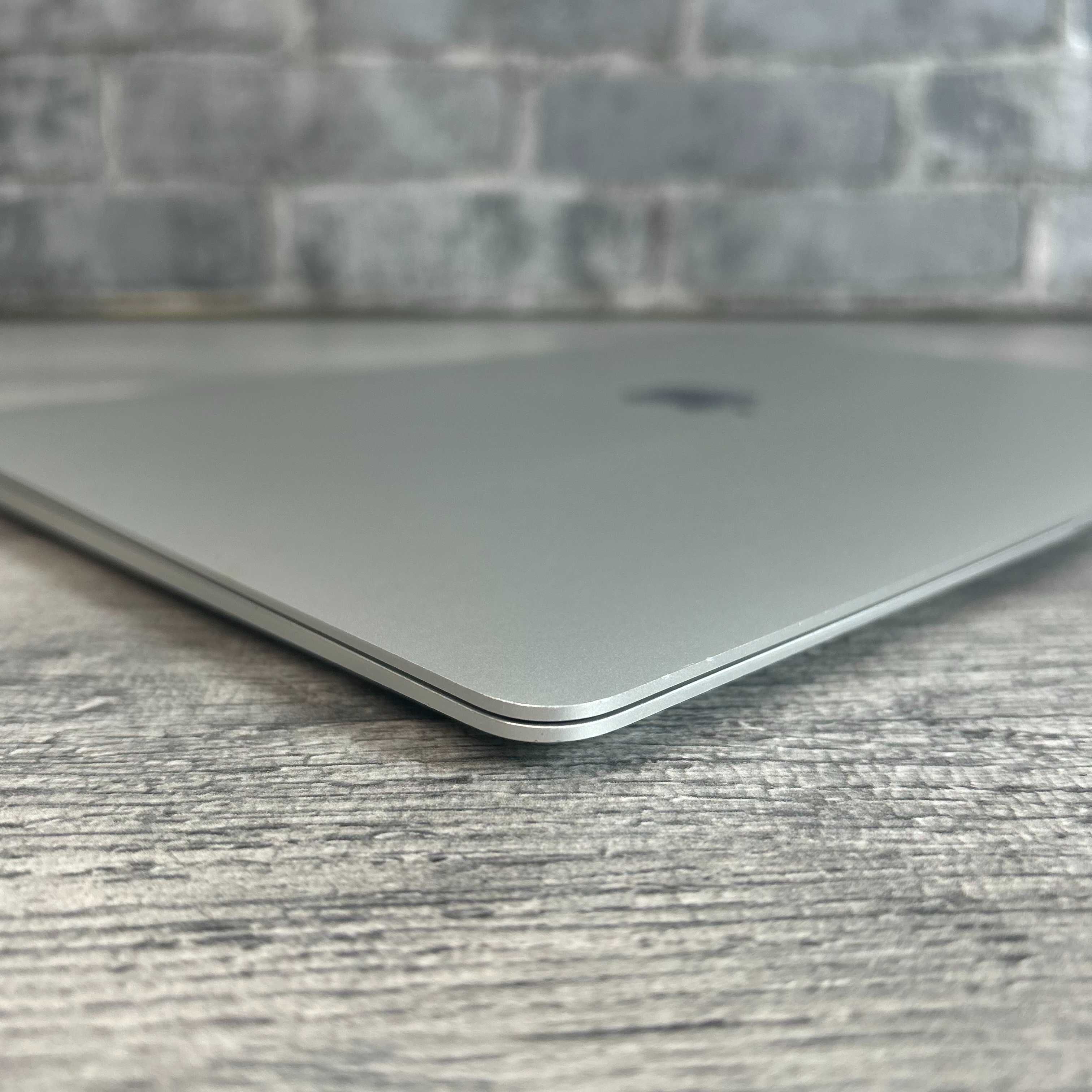 Ноутбук Apple MacBook Air 13 2018 Silver (i5 | 16Gb | 256Gb SSD)