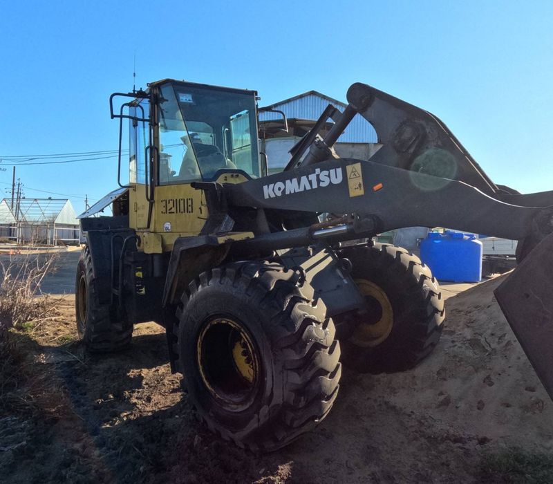 Разборка погрузчика  Komatsu WA 250-6