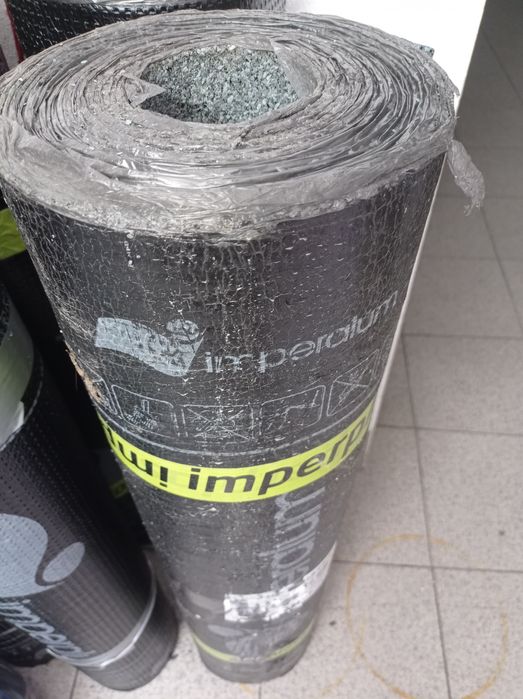 Vendo Tela asfáltica nova.