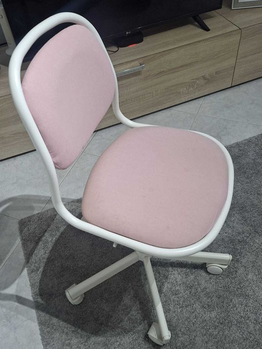 Cadeira de secretária de criança