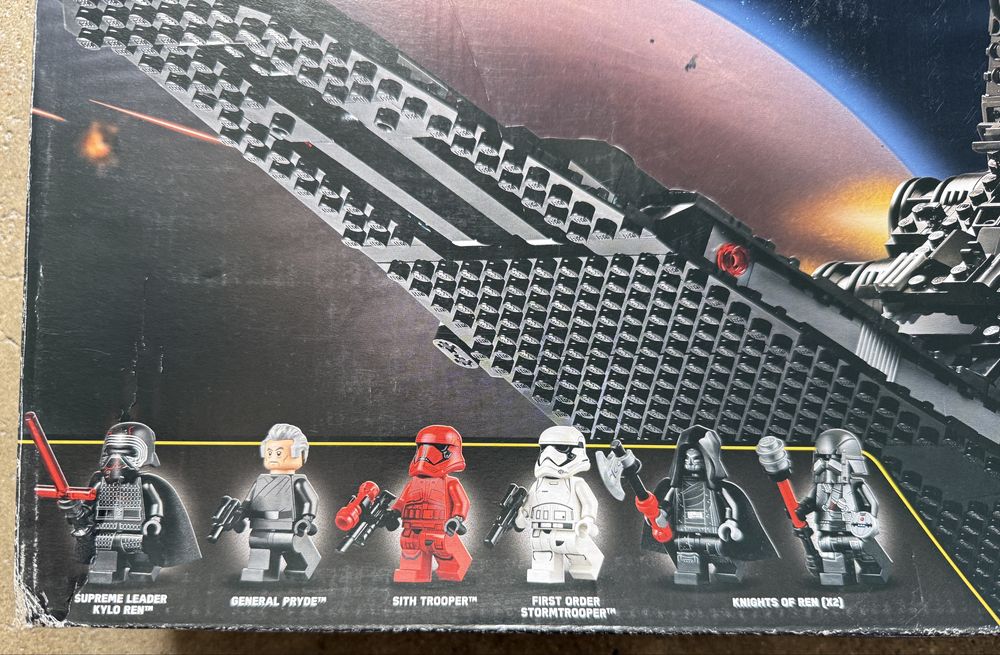 LEGO Star Wars Episode IX 75256 Kylo Ren's Shuttle (Set descontinuado)