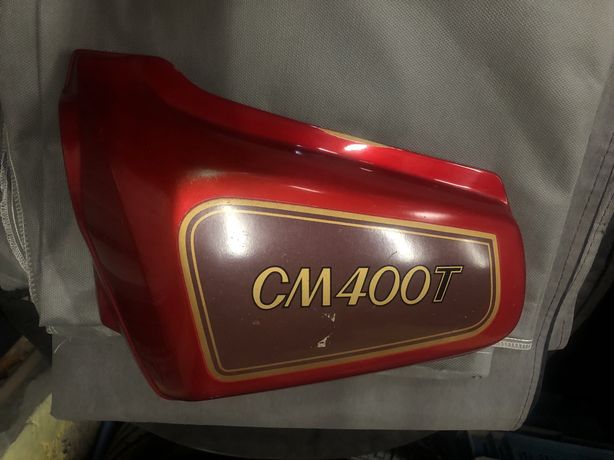 Boczek dekiel boczny plastik pokrywa lewa Honda CM 400T 400 T
