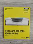 Pamięć RAM Biała Corsair Vengeance RGB DDR5 32GB CL36
