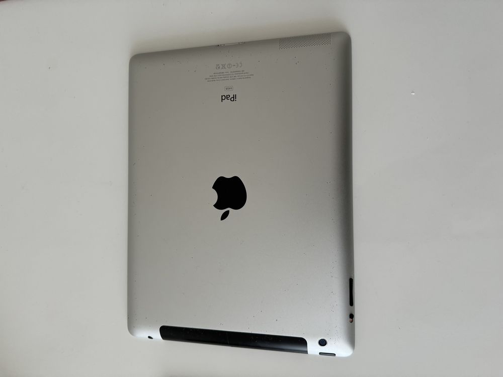 Планшет iPad 3 (MD371RS/A)