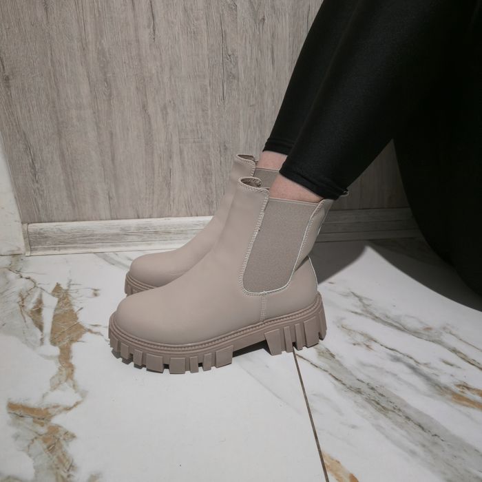 Шкіра зимові жіночі челсі бежеві 37 38 39 40 41