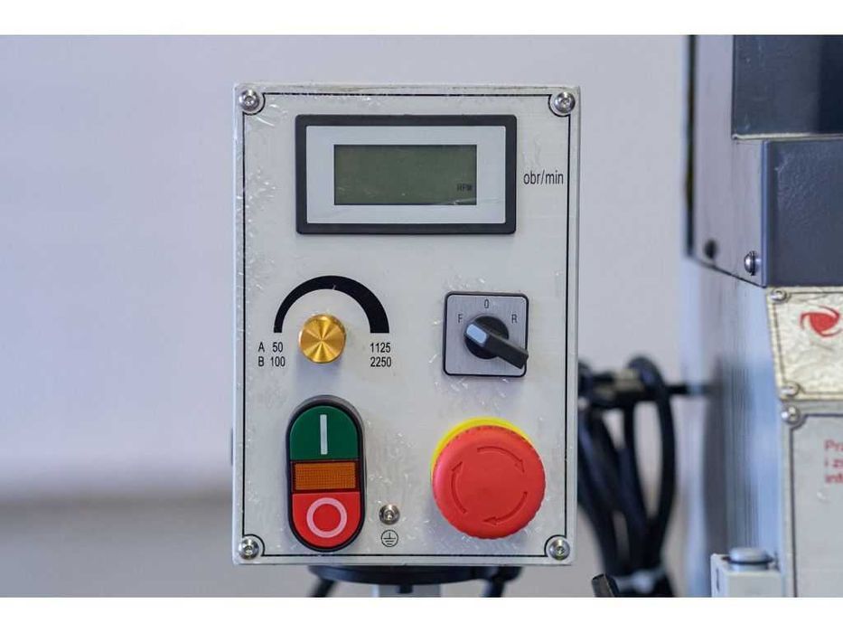 Фрезерний верстат CORMAK HK-25L Vario, 2250 об/хв