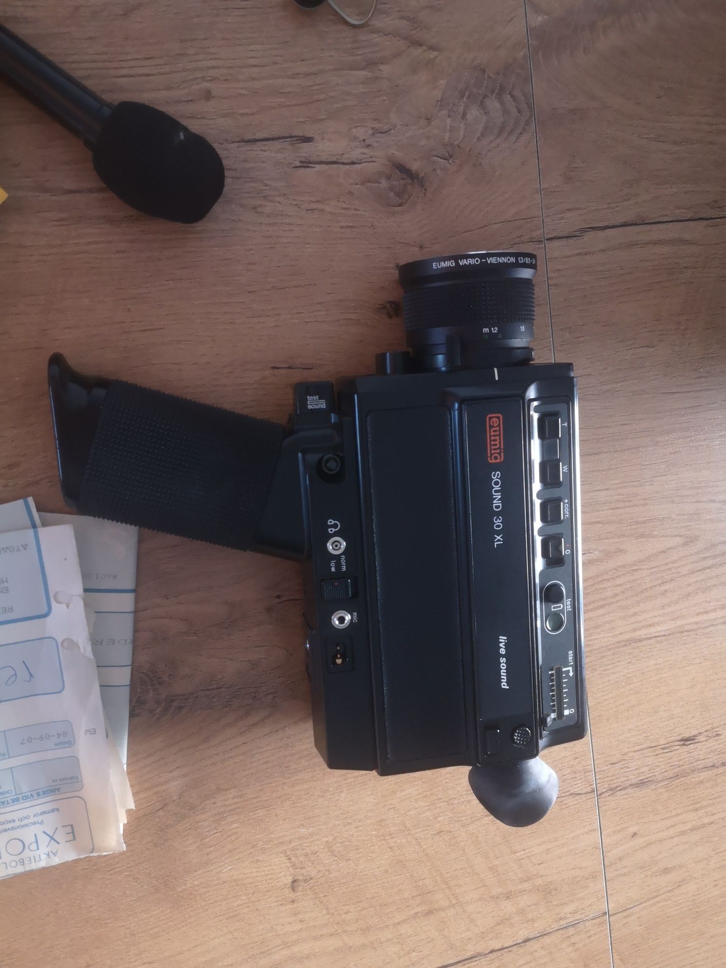 Kamera analogowa eumig sound 30xl  (84 rok)