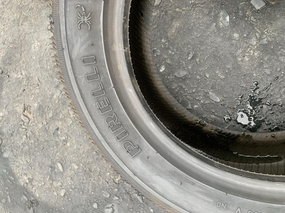 Шини 255/55 R18 пара Pirelli 6,5-6,8мм,
