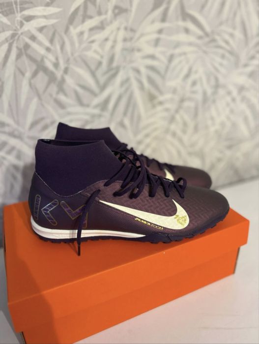 Fioletowe turfy Nike
