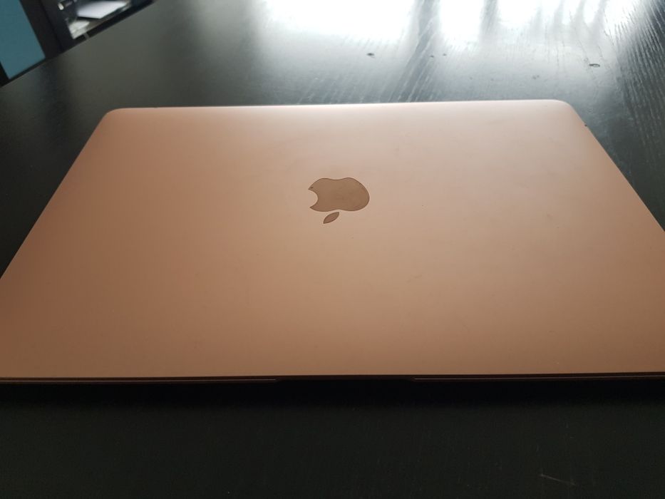 Macbook Air M1 8GB 256ssd Szybka sprzedaz
