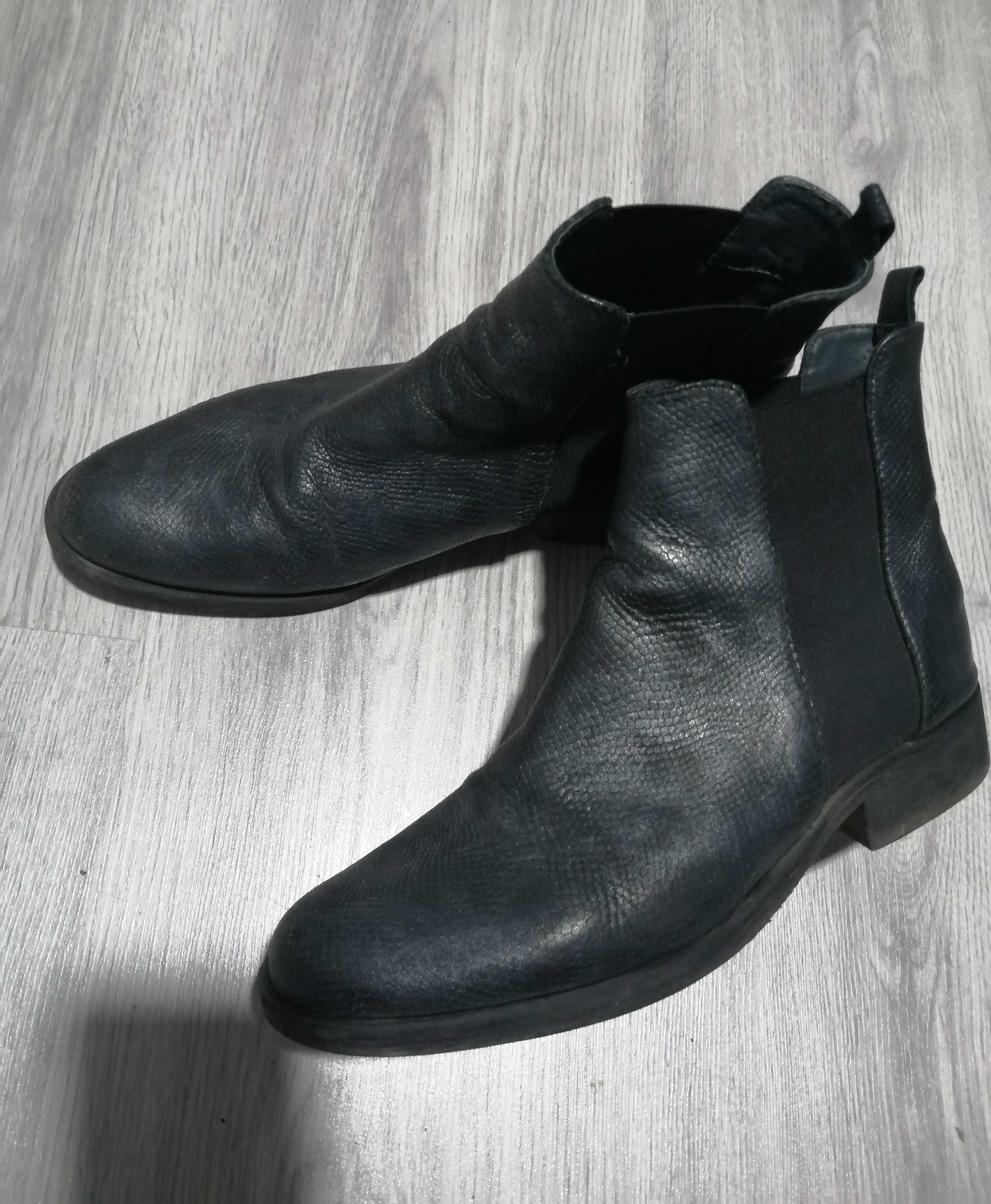 Botas de Pele TAM. 39