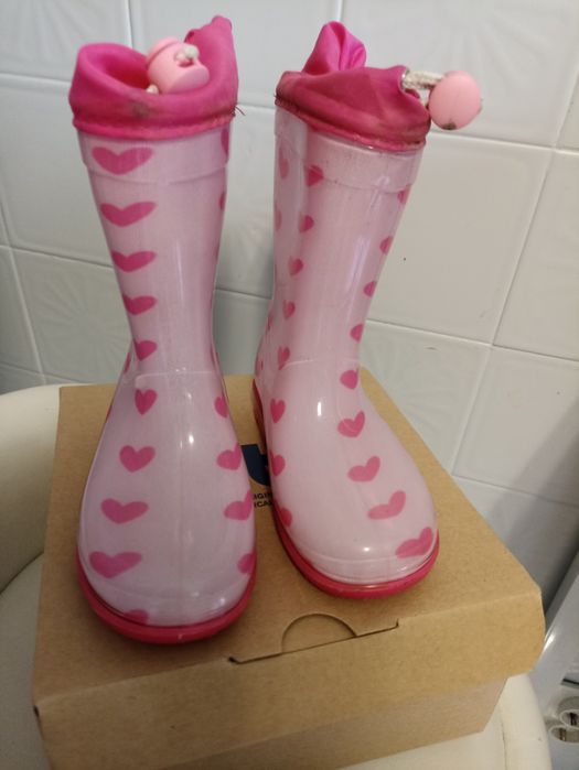 Galochas marca OTS Tam.25