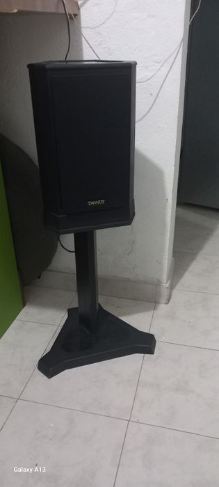 Colunas tannoy 605 com suportes