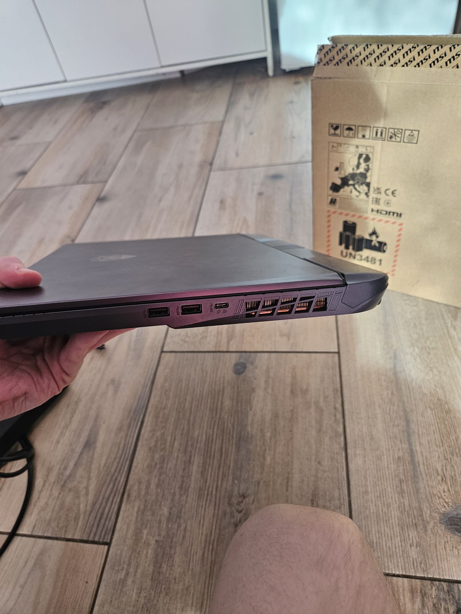 MSI Vector 16HX A14V Intel i9 14900hx,Nvidia rtx 4080