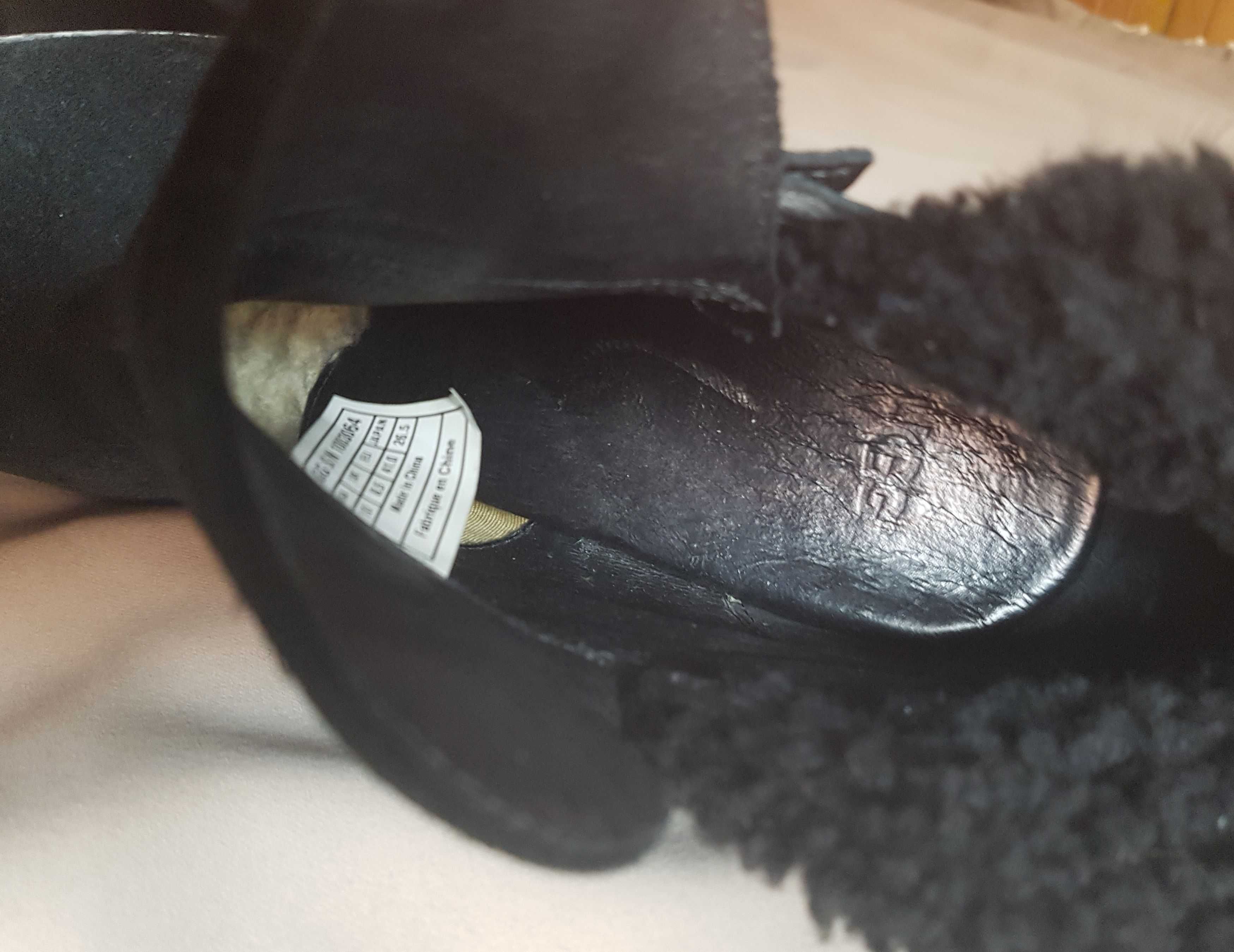 UGG Australia Anais czarne zamszowe ciepłe botki koturn 41 bdb+