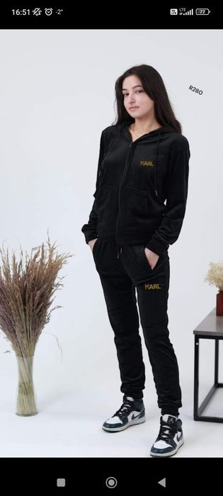Dres damski welurowy polecam