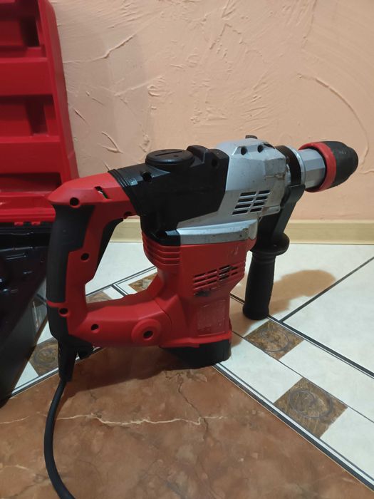 Młot udarowo obrotowy wiertarka SDS MAX Einhell TE-RH 38 3F