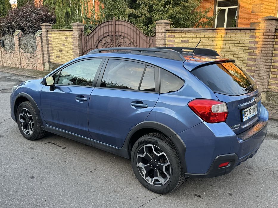 Subaru Crosstrek XV 2.0 4X4 AT бензин автомат 4WD CVT кросовер джип