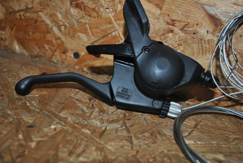 Nowe Klamkomanetki SHIMANO DEORE ST-M510 3x9S MTB