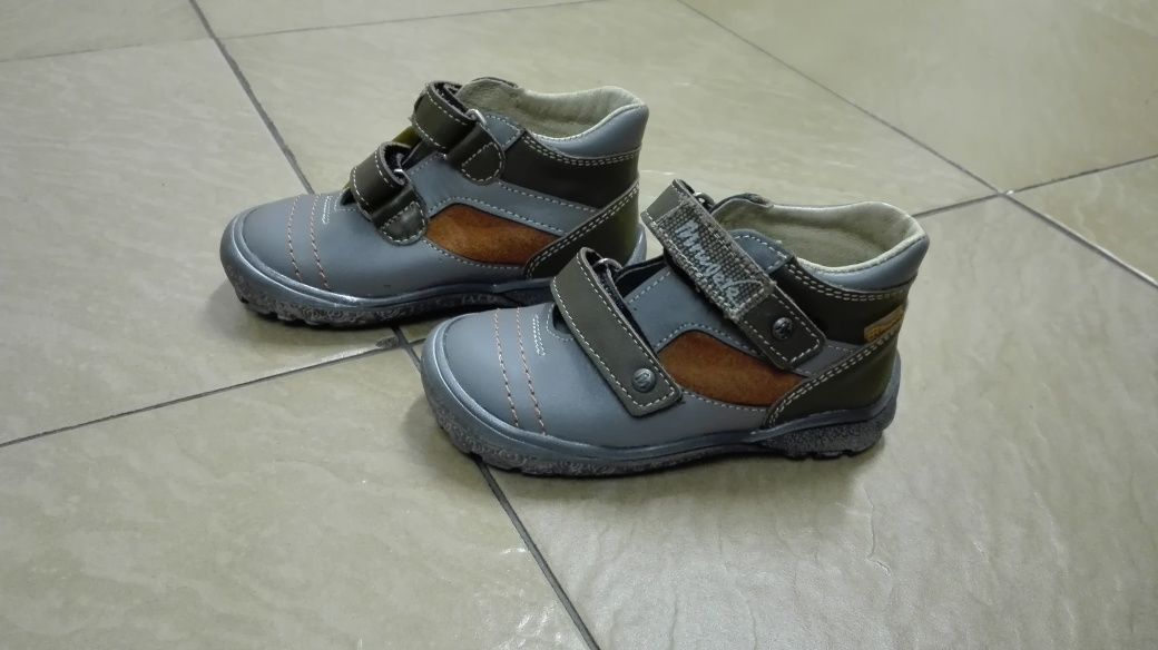 NOWE buty trzewiki Mrugała rozmiar 19