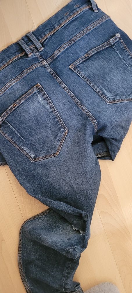 Zara 42 dżinsy skinny z rozdarciami