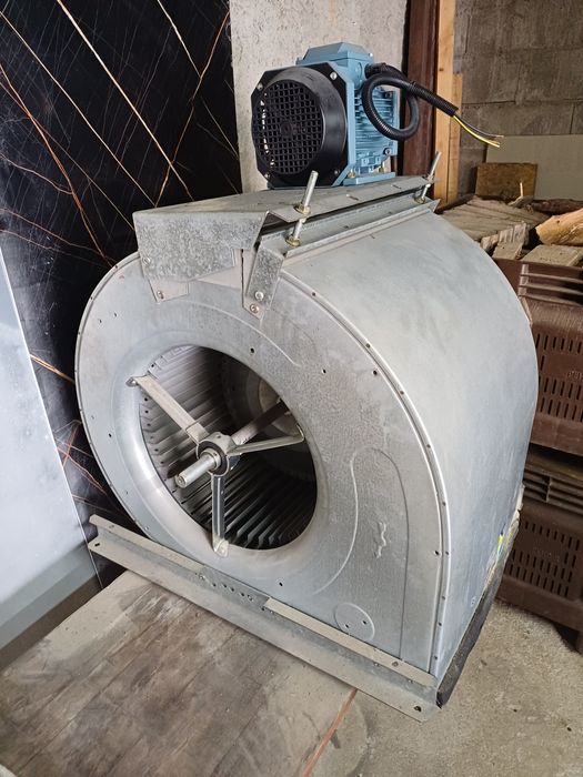 Ventilador extrator 17000 m3h