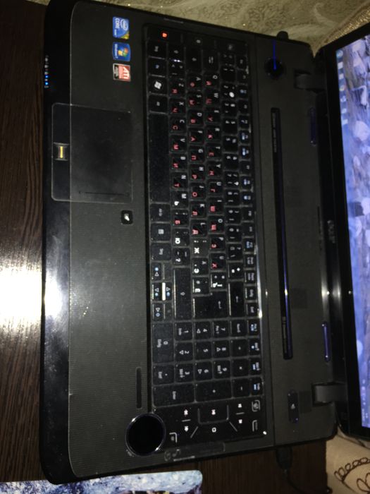 Acer aspire 8942 18 дюйм Intel i7-720Q